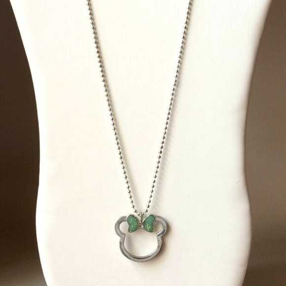 Silver Minnie Mouse necklace.  Great whimsical styling. Adjustable from 15-24 in - Picture 4 of 10